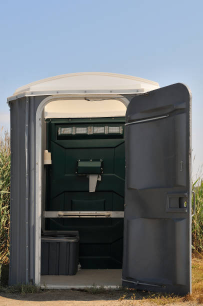 Portable Toilet Options We Offer in Chesterfield, IN