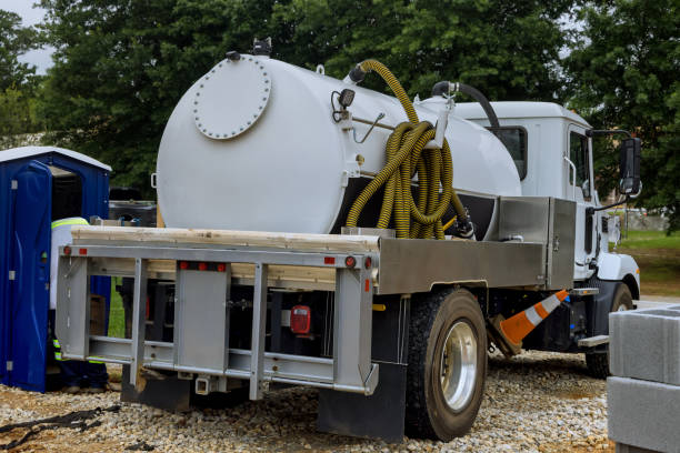 Best Portable toilet rental cost  in Chesterfield, IN